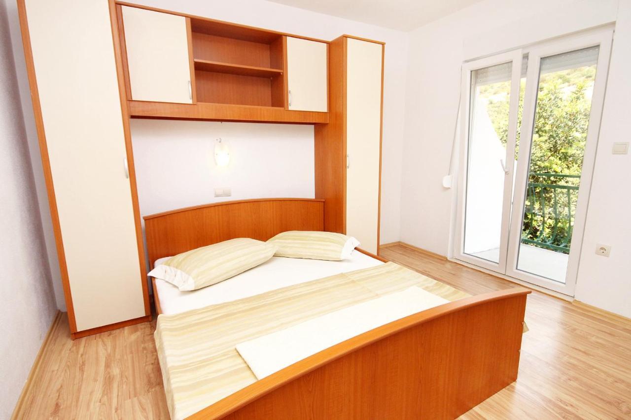 Apartments By The Sea Drvenik Donja Vala, Makarska - 6701 Zewnętrze zdjęcie